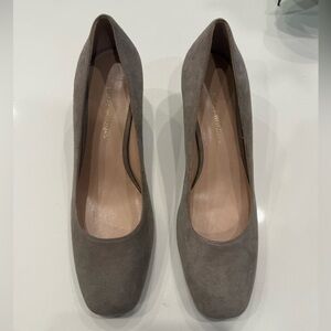 Stuart Weitzman Taupe Suede Heels